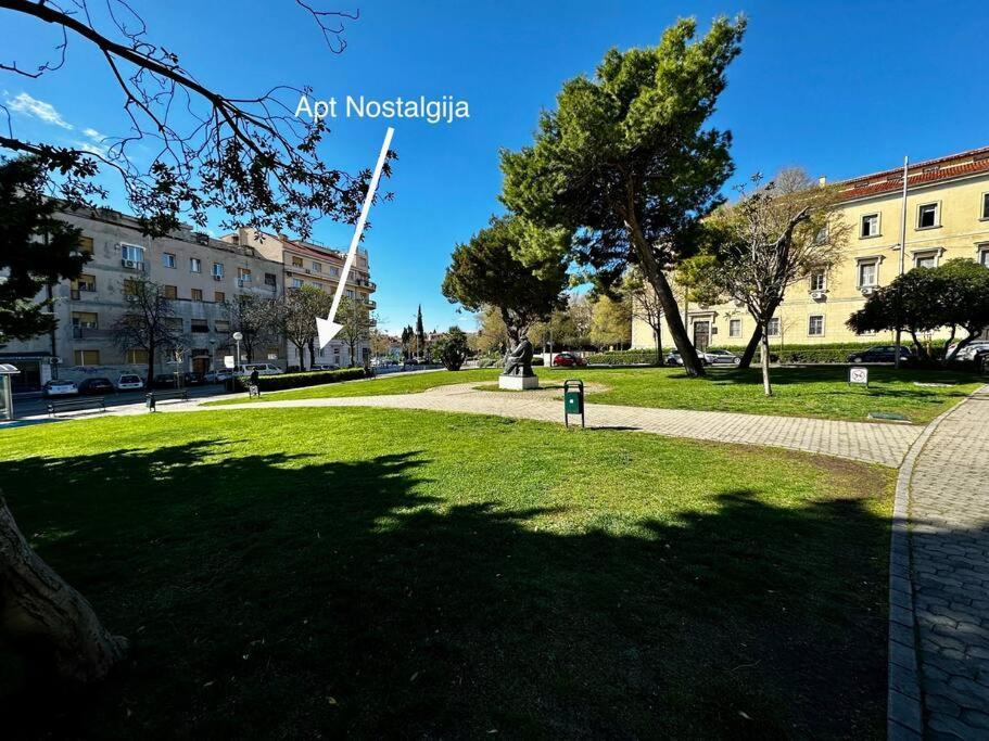 Brand New City Center Apartment Nostalgija Split Eksteriør bilde