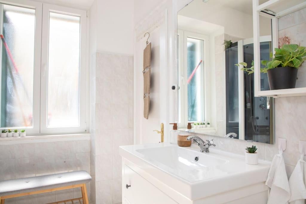 Brand New City Center Apartment Nostalgija Split Eksteriør bilde